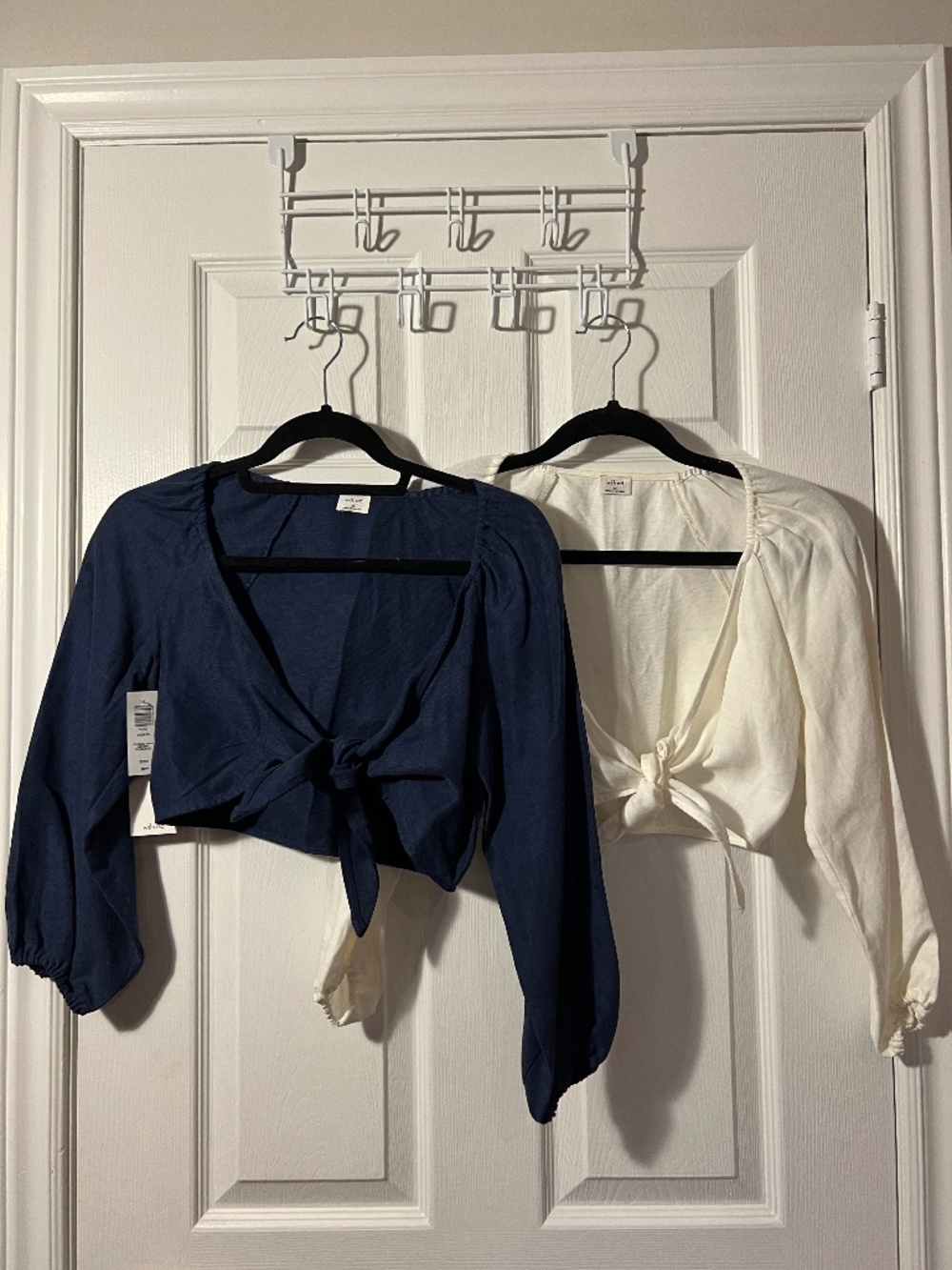NWT Aritzia Wilfred Tenley Top